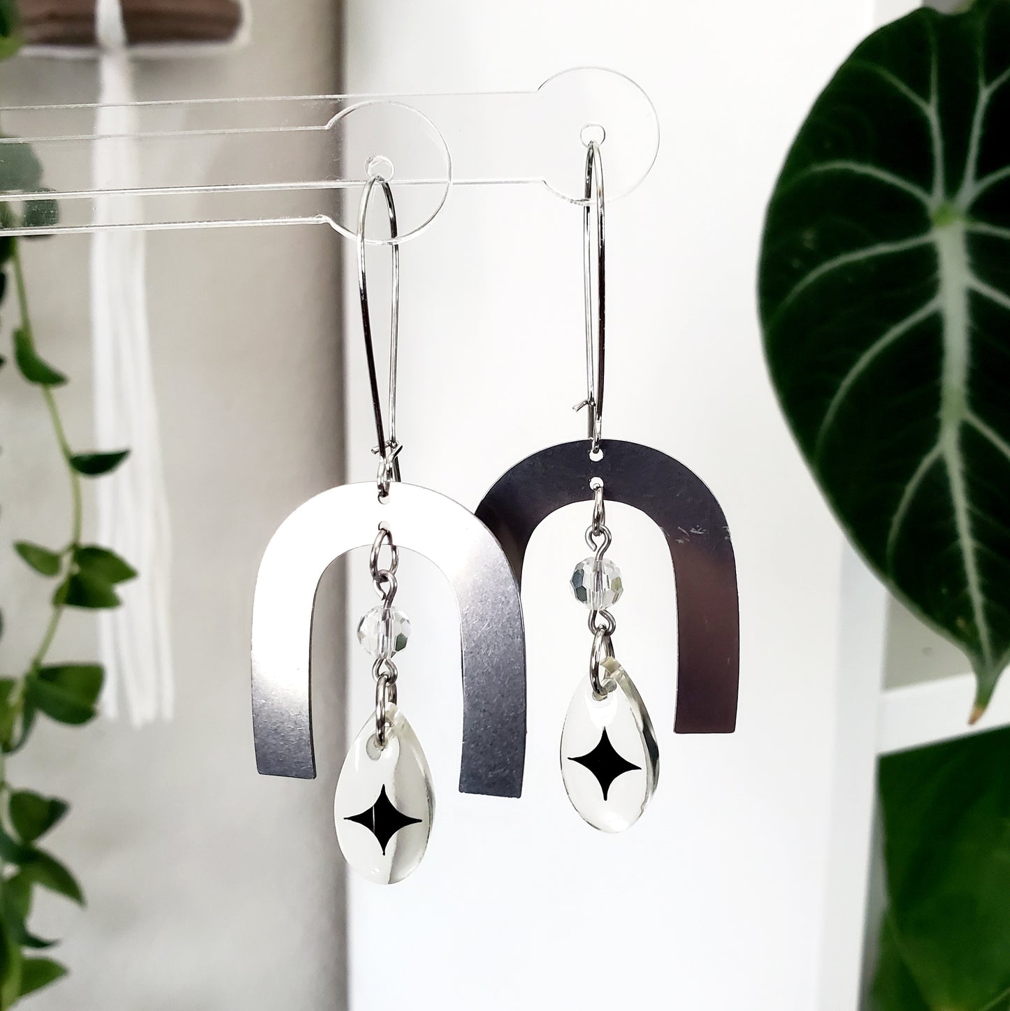 Sparkle Arches Earrings