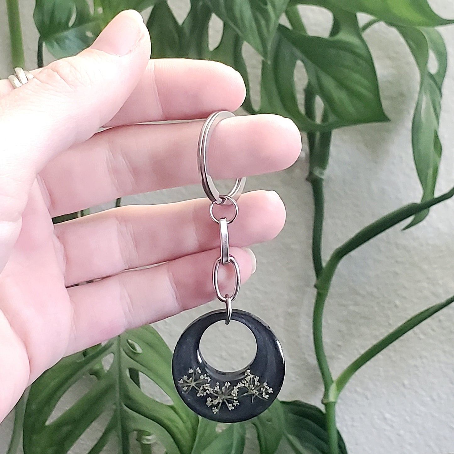 Nightfall Lace Floral Concentric Keychain